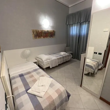 Mondial 3* مونيلّي