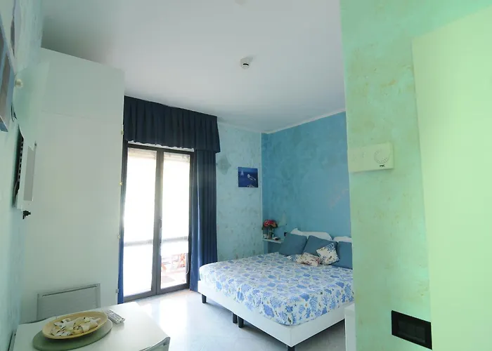 Mondial Hotel