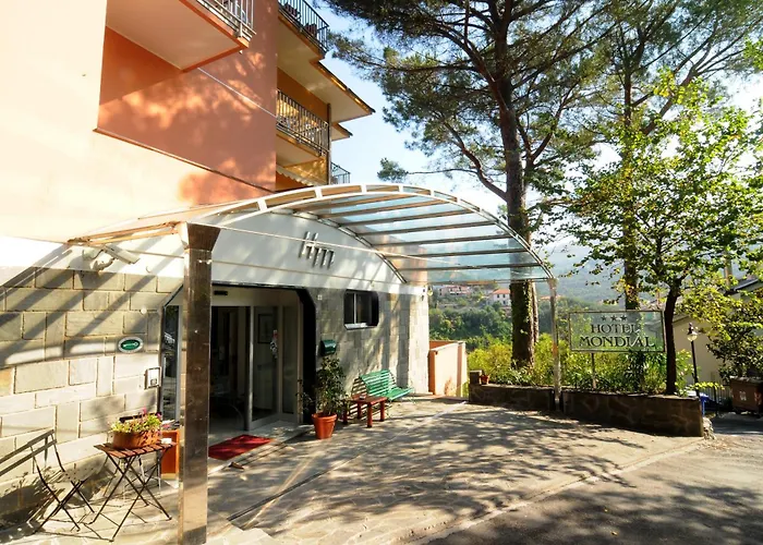 Mondial Hotel 3*