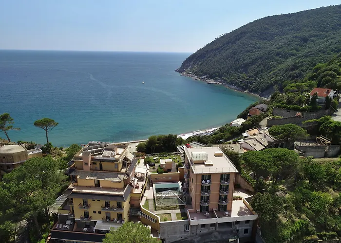 Mondial Hotel Moneglia