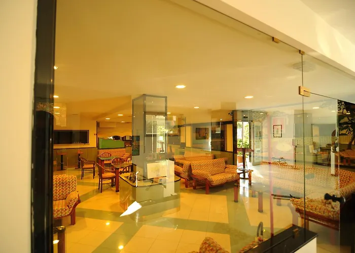 Hotel Mondial 3*