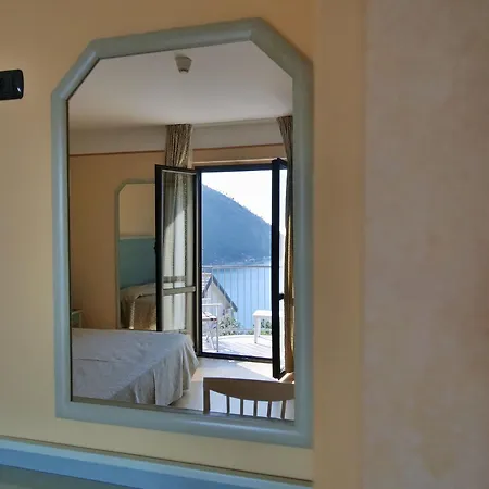 Hotel Mondial 3*