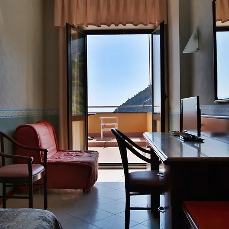 Hotel Mondial